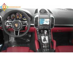 PORSCHE CAYENNE DIESEL 2015
