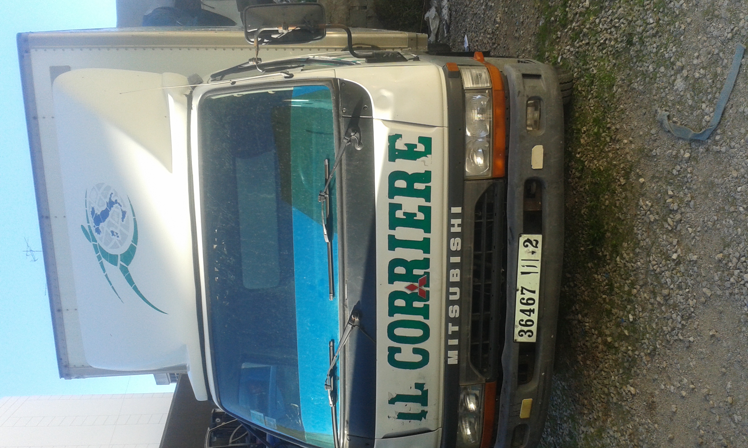 Vente d'un camion mitsubishi canter modèle 2002