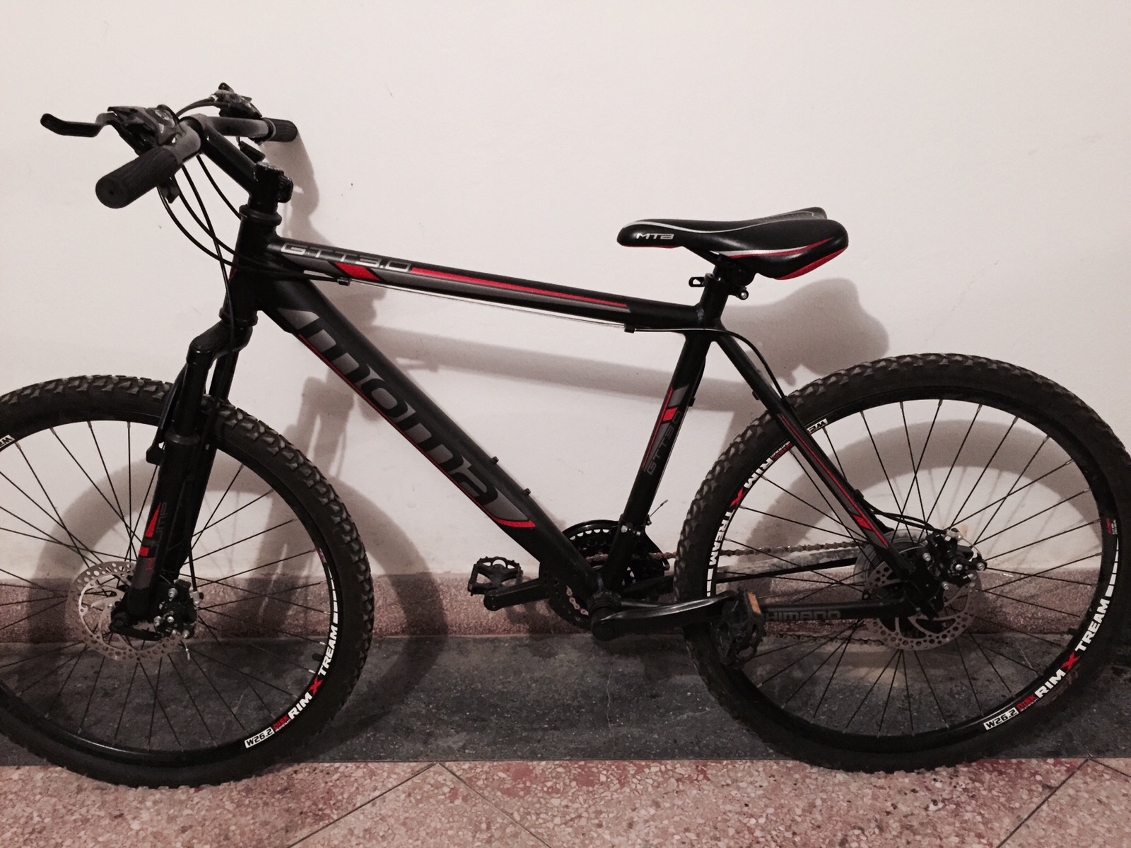 vélo MTB 26 Shimano profesional