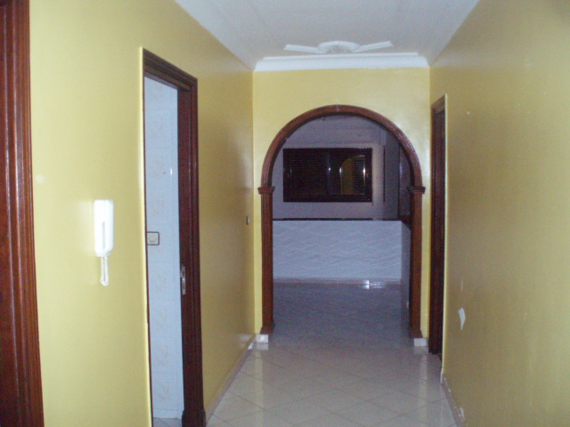 Grand appartement à louer au cenet Grand appartement à louer au cenet
