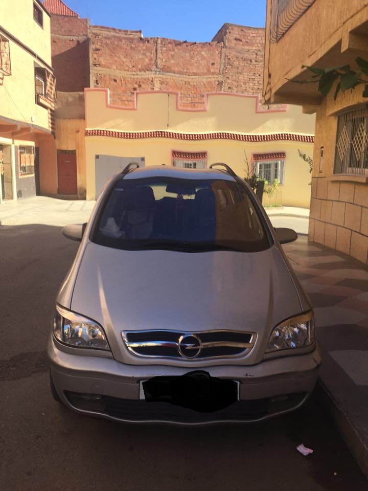Opel zafira 2.2 DTI Opel zafira 2.2 DTI