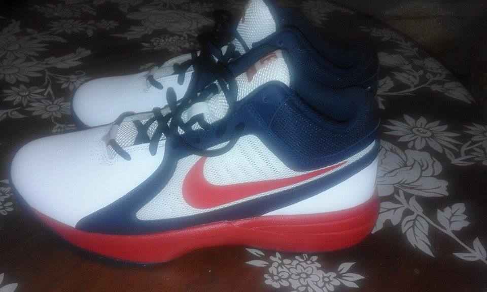 basket nike neuve