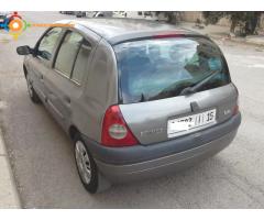 clio essence toutes options 2004