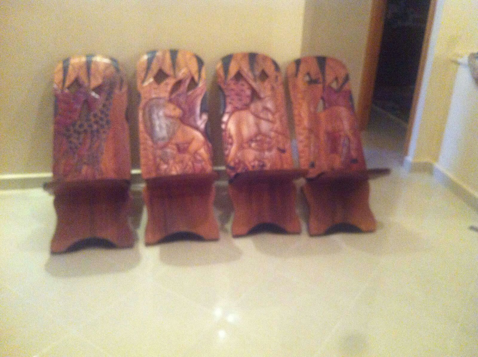 table et 4 chaises