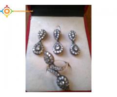 BOUCLES/BAGUE/PENDENTIF