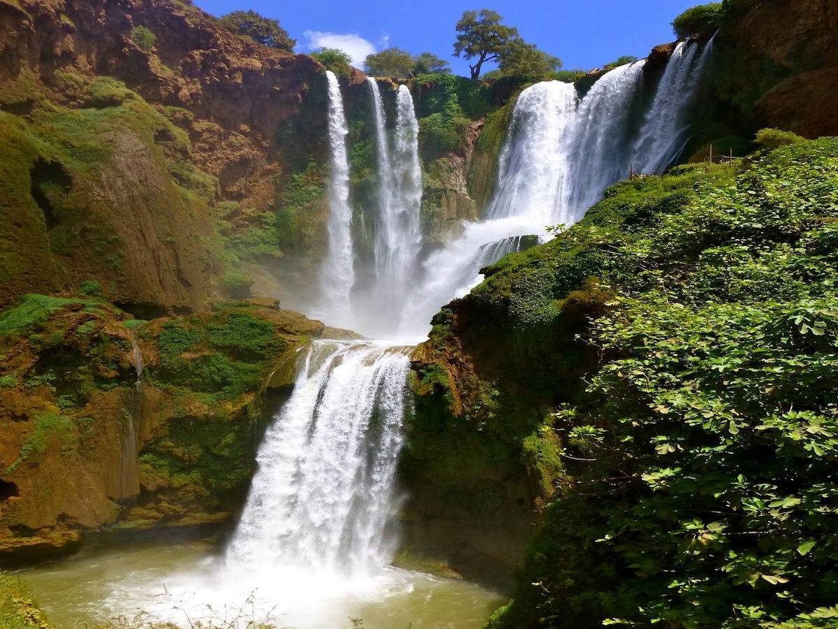 TERRAINS DE 300MITRE CARRE A LES CASCADES D OUZOUD