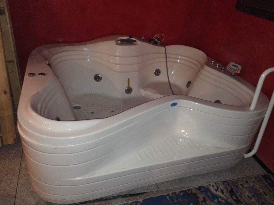 jacuzzi