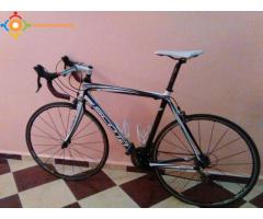 vendre velo de course scott addict R3