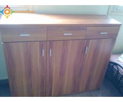 Petit buffet/armoire