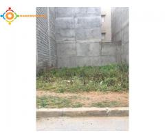 Terrain zone immeuble R+2 de 88m² à vendre à Temara