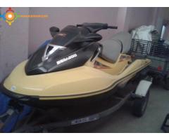 Jet ski