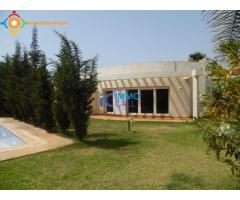 Villa moderne de 2000m² à vendre à Souissi-Rabat