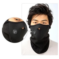 Cagoule protection visage