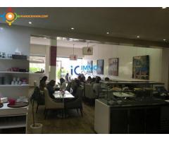 Restaurant équipée de 200 m2 à vendre à Hay Riad