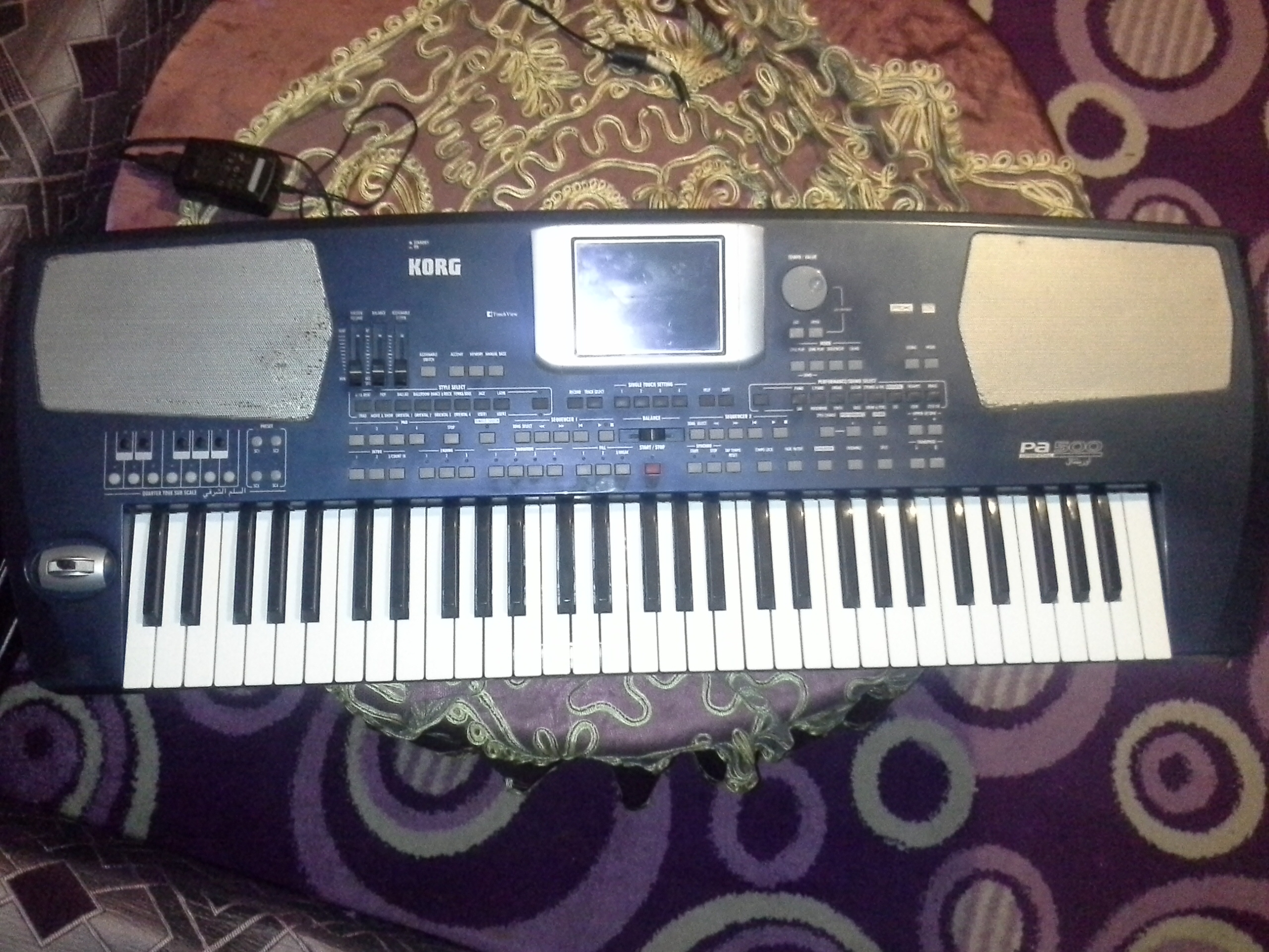 Korg pa500    tél 0665203454