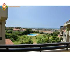 Appartement haut standing de 200 m2 avec piscine à Louer à Aïn Diab - Casablanca