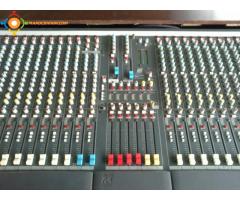 ALLEN AND HEATH GL2200. 24