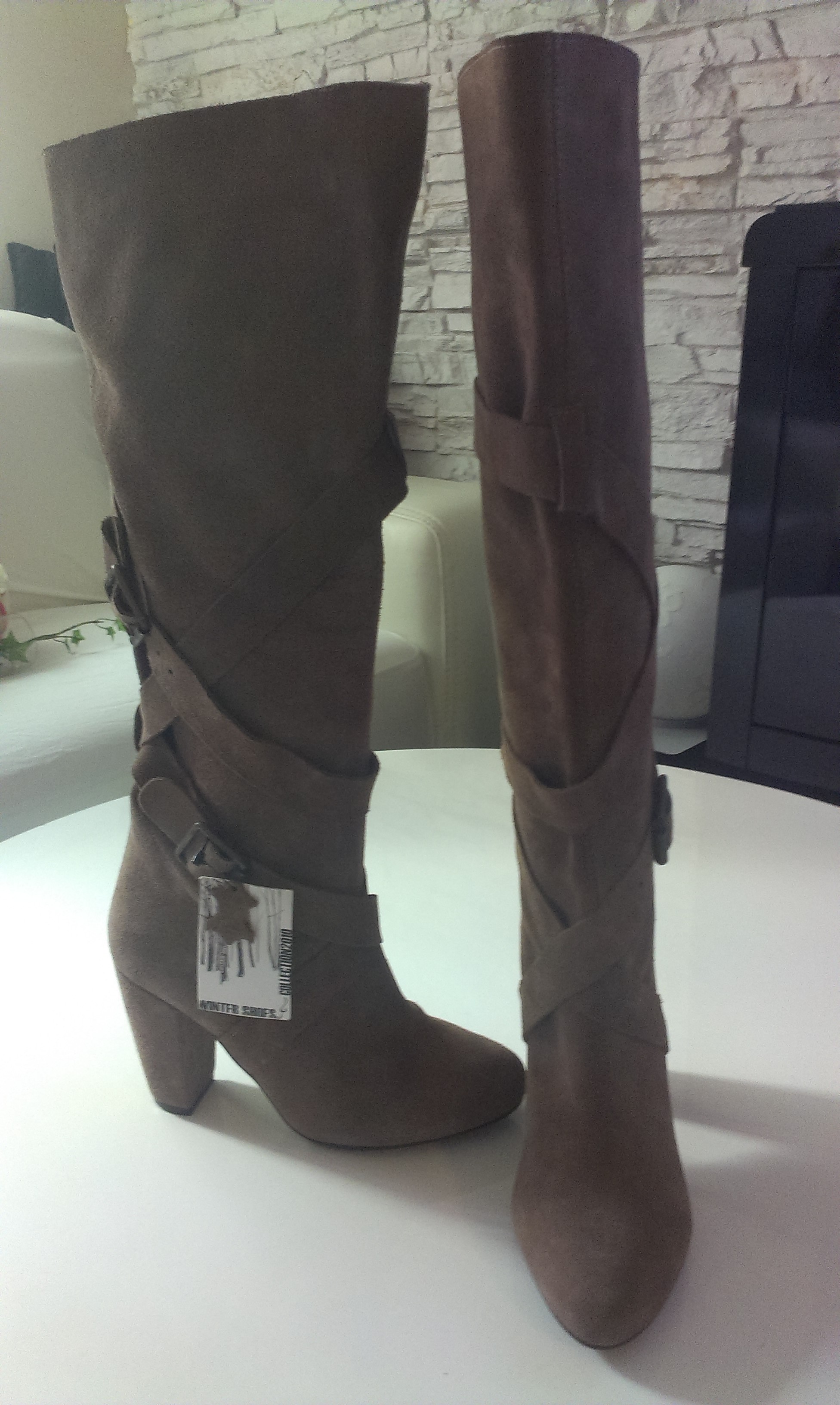 Bottes en cuir daim