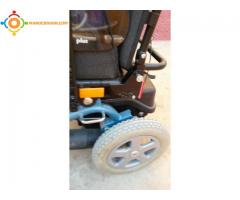Vend fauteuil roulant électrique