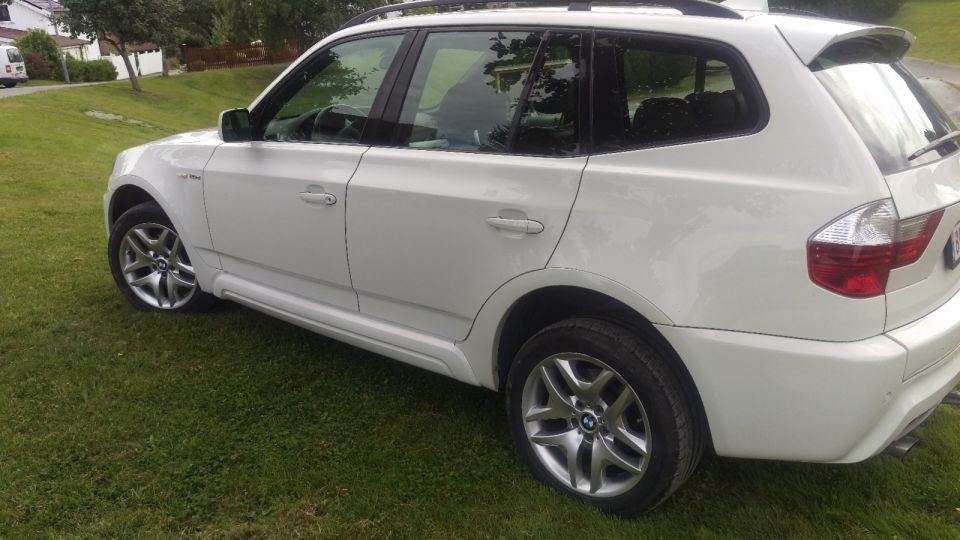 BMW X3 avec finition d'importation + options