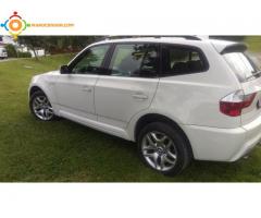 BMW X3 avec finition d'importation + options