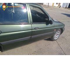 ford escort 1.6 essence