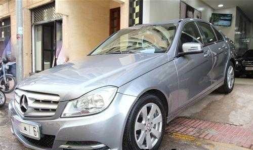 MERCEDES CLASSE C220 DIESEL 2013 190000dhs