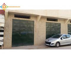 2 garages 120 m2 bonne location