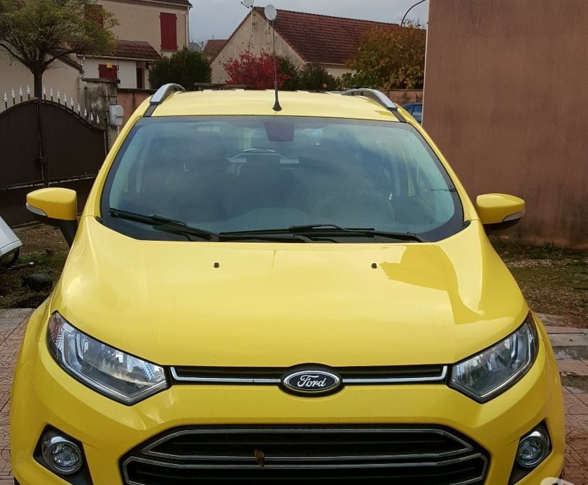 Ford Ecosport 80 000 DH