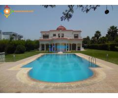 Villa de 2000 m² en location à Souissi