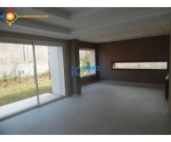 Villa haut standing de 1000 m² en location à Bir kacem-Souissi