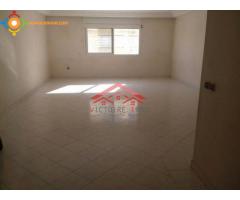 Appartement en location  vide de 160 m² à Hay Riad