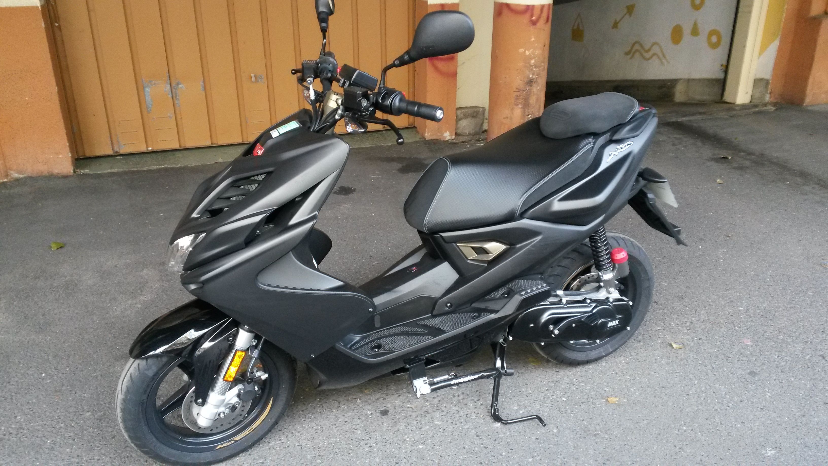 vendre moto scooter MBK