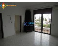 Villa de 350 m² en location à Hay riad