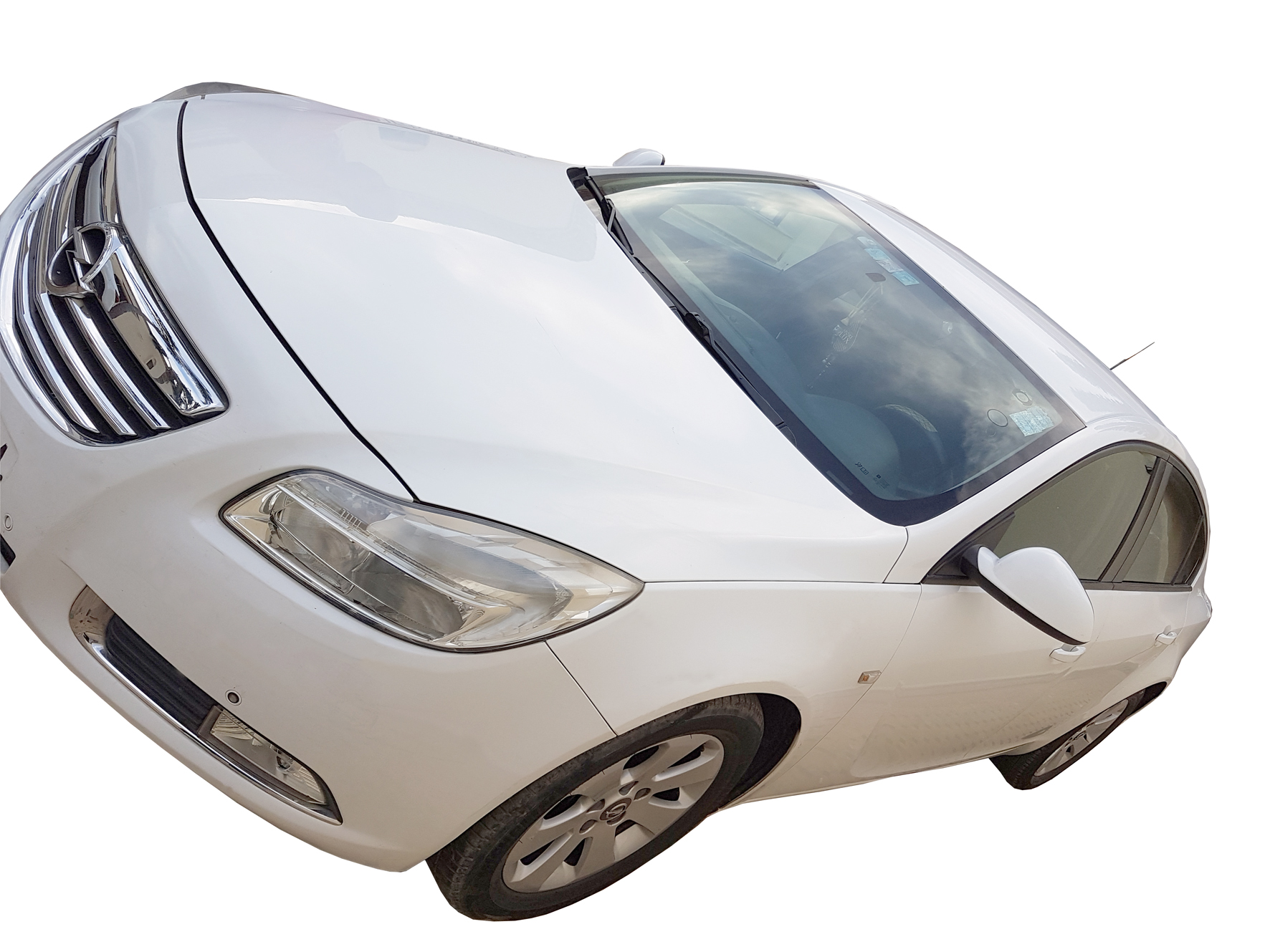 Voiture OPEL INSIGNIA diesel, modelé 2010 couleur BLANCHE Voiture OPEL INSIGNIA diesel, modelé 2010 couleur BLANCHE
