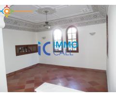 Villa usage bureau de 800 m² en location à Hay Riad