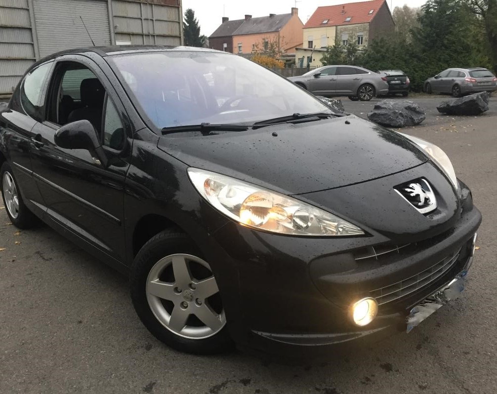 PEUGEOT 207 1.4L/90cv/2007/sporty/carnet PEUGEOT 207 1.4L/90cv/2007/sporty/carnet
