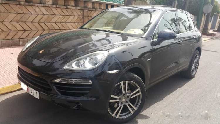 PORSCHE CAYENNE DIESEL 2012