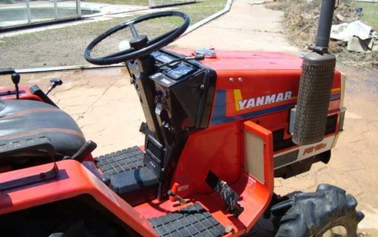 Tracteur Yanmar FB 15D 4X4 370 000 dh